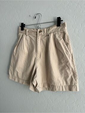 GAP 8 High-Waist Khaki Cotton Shorts
